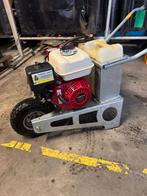 Mollenverdelger mauki, Ophalen