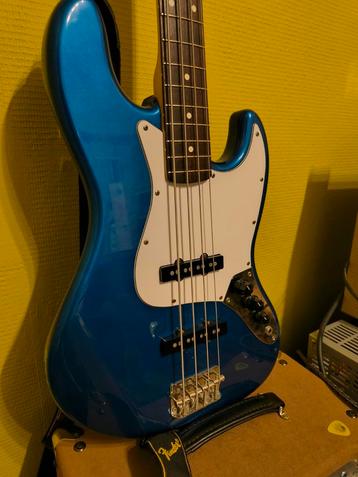 Fender Jazz Bass Made In Japan 1993 disponible aux enchères