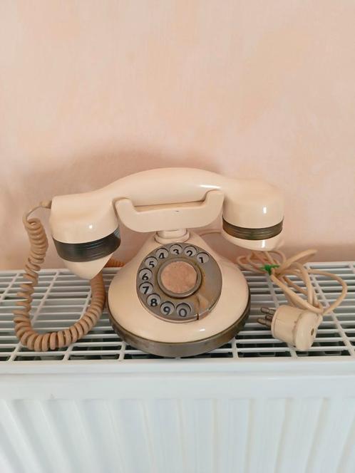 A vendre 1 téléphone vintage, Telecommunicatie, Vaste telefoons | Niet Draadloos, Zo goed als nieuw, Ophalen