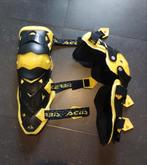 Acerbis  kniebeschermers, Ophalen