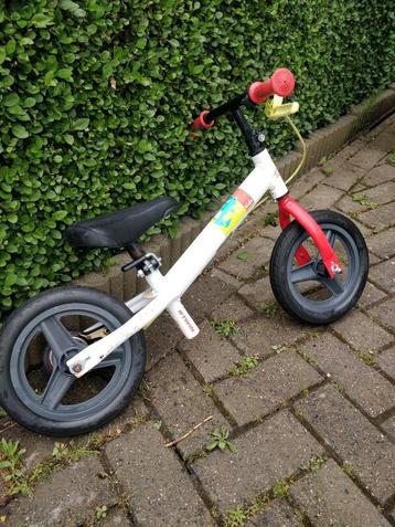 Vélo Dresienne 12".Regardez mes autres annonces svp  beschikbaar voor biedingen
