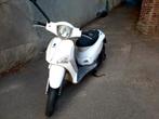 Piaggio liberty 50cc kl b met papieren rijd goed, Fietsen en Brommers, Scooters | Piaggio, Ophalen of Verzenden, Zo goed als nieuw