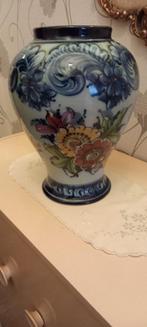 Antieke Blauwe vaas, Ophalen