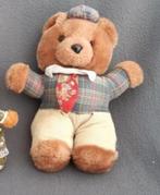 knuffel: beertje in kostuum, Ophalen of Verzenden, Gebruikt