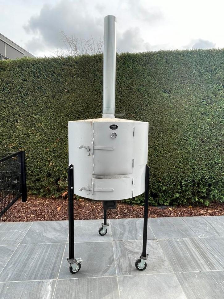 Mavhek pizzaoven / broodoven op wielen, Tuin en Terras, Pizzaovens, Zo goed als nieuw, Ophalen