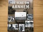 De slag om Arnhem , goede staat, Livres, Guerre & Militaire, Utilisé, Enlèvement ou Envoi, Deuxième Guerre mondiale, Lioyd Clark