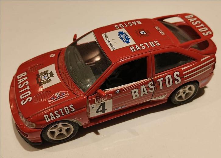 Ford Escort RS Cosworth, Hobby en Vrije tijd, Modelauto's | 1:24, Gebruikt, Auto, Burago, Ophalen