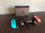 Nintendo switch + 3 spelletjes + koptelefoon., Games en Spelcomputers, Met games, Met 2 controllers, Ophalen of Verzenden, Zo goed als nieuw