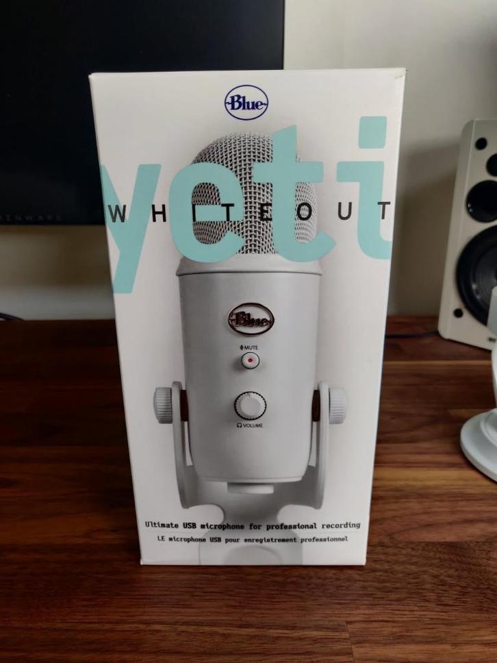 Blue Yeti White (USB) | 4 opnamestanden | mute & gain, Muziek en Instrumenten, Microfoons, Zo goed als nieuw, Studiomicrofoon