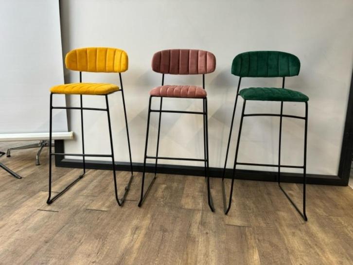 Barkruk velvet kleurrijk, Huis en Inrichting, Zitzakken, Rood, Ophalen of Verzenden