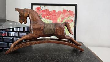 Cheval en bois