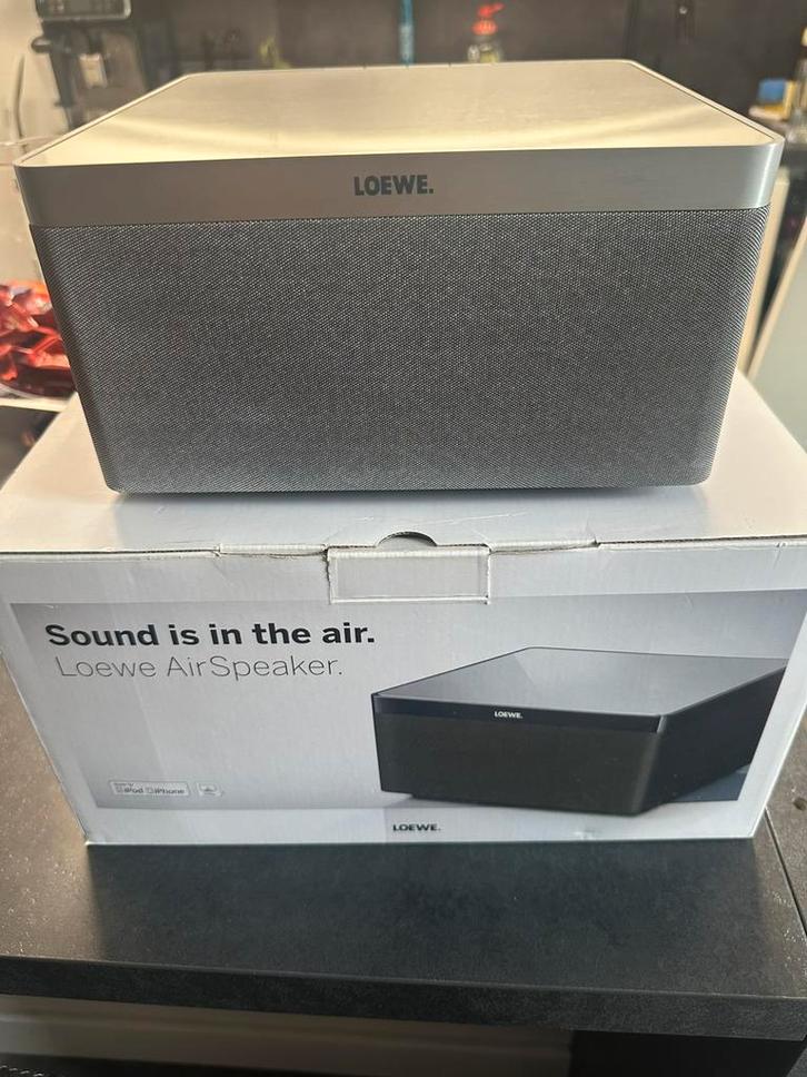 Loewe AirSpeaker, Audio, Tv en Foto, Luidsprekerboxen, Zo goed als nieuw, Overige merken, Ophalen of Verzenden