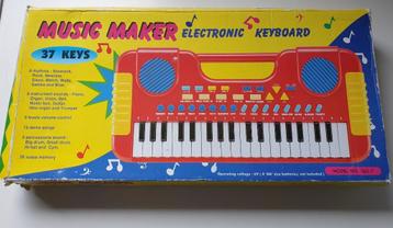 Music Maker Electronic KEYBOARD (AA batterijen) 37 TOETSEN, Kinderen en Baby's, Ophalen of Verzenden, Zo goed als nieuw, Met geluid