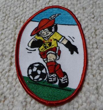Geborduurde voetballer/ Nieuw beschikbaar voor biedingen