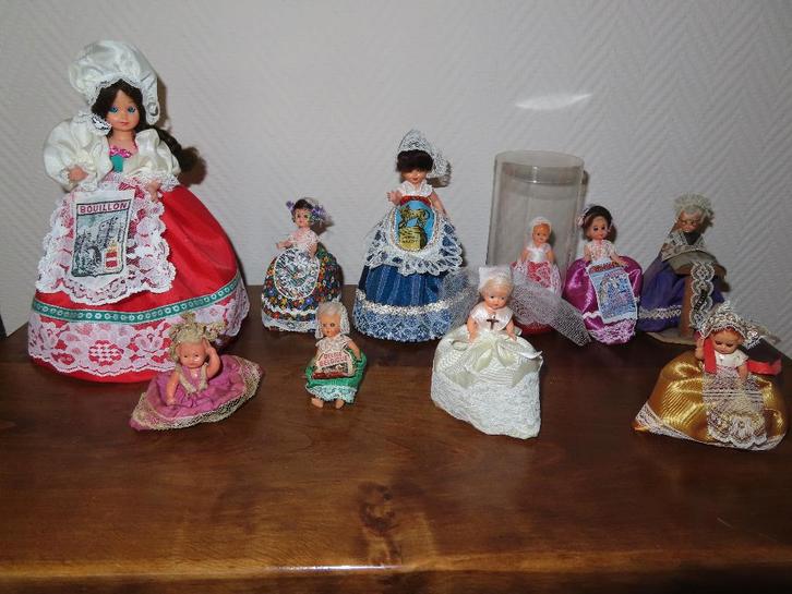 Poupées & éventail ramenés de voyages (belges & étrangères), Collections, Poupées, Utilisé, Poupée, Enlèvement ou Envoi