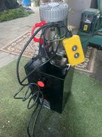 Hydraulische pomp, Ophalen, Zo goed als nieuw