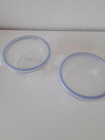 nieuw, 2 glazen potjes van Luminac beschikbaar voor biedingen