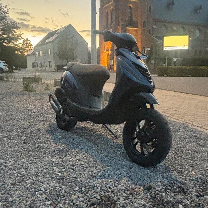Zip a klasse 2 takt, Fietsen en Brommers, Scooters | Piaggio, Zip, Ophalen