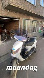 Peugeot vivacity, Fietsen en Brommers, Ophalen, Zo goed als nieuw, Vivacity