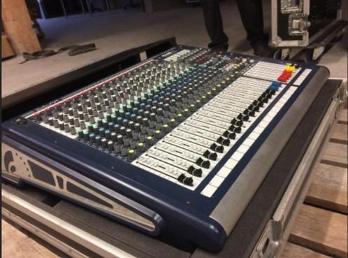 Professionele SOUNDCRAFT GB4 - 16 + CASE OP MAAT, Muziek en Instrumenten, Mengpanelen, Zo goed als nieuw, 10 tot 20 kanalen, Microfooningang