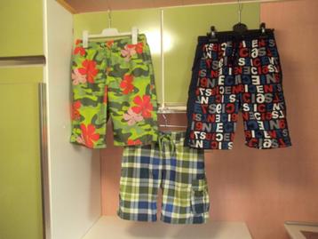  3 bermuda's voor 3 euro beschikbaar voor biedingen