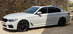 BMW 530E PHEV M-sport, HUD, 360°, ACC, HK, Schuifdak,..., Autos, 5 places, Carnet d'entretien, Cuir, Berline