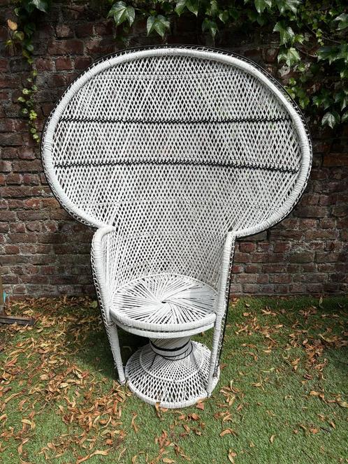 Fauteuil Emmanuelle / Peacock chair, Huis en Inrichting, Fauteuils, Zo goed als nieuw, Riet of Rotan, Ophalen