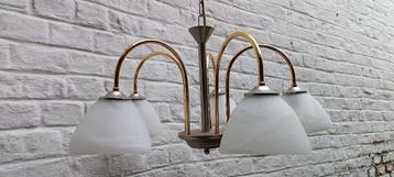 Lustre beschikbaar voor biedingen