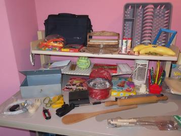Lot de brocante – tout ce qui est sur les photos  beschikbaar voor biedingen