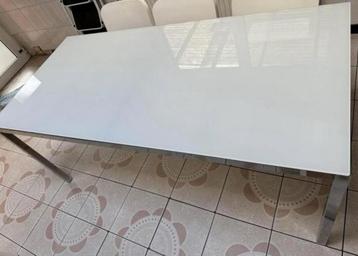 Mooie Glazen eettafel - zeer goede staat beschikbaar voor biedingen