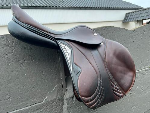 Equiline springzadel, Dieren en Toebehoren, Paarden en Pony's | Zadels, Zo goed als nieuw, Ophalen of Verzenden