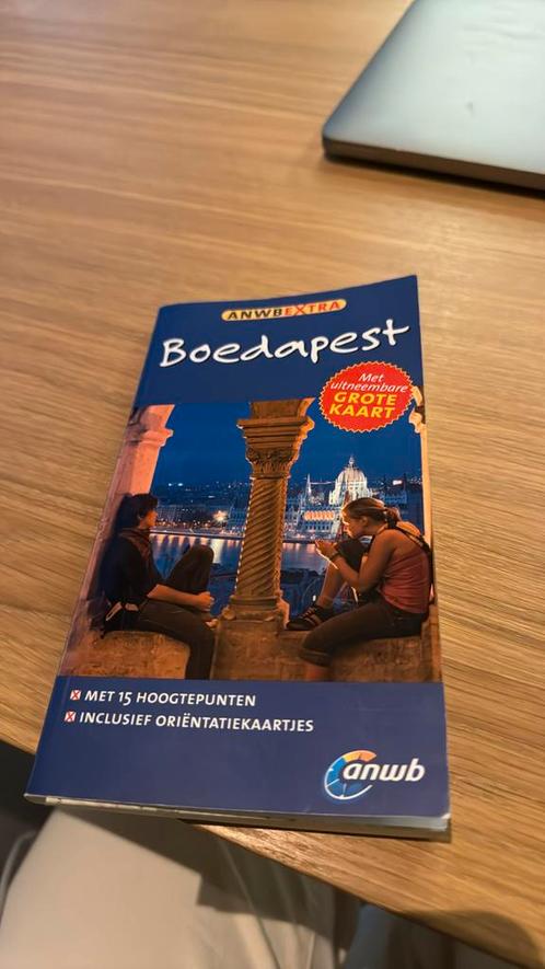 Boedapest, Livres, Guides touristiques, Comme neuf, Vendu en Flandre, pas en Wallonnie, Enlèvement ou Envoi