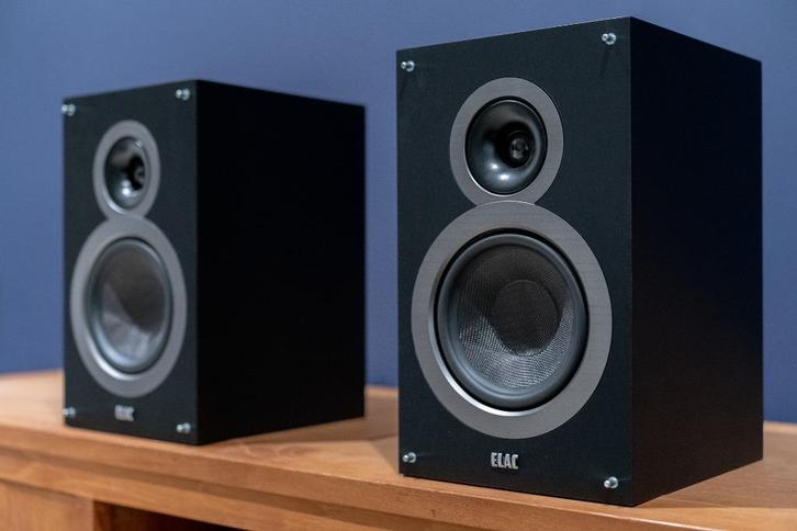 Elac B6 in doos, Audio, Tv en Foto, Luidsprekerboxen, Zo goed als nieuw, Front, Rear of Stereo speakers, 120 watt of meer, Overige merken