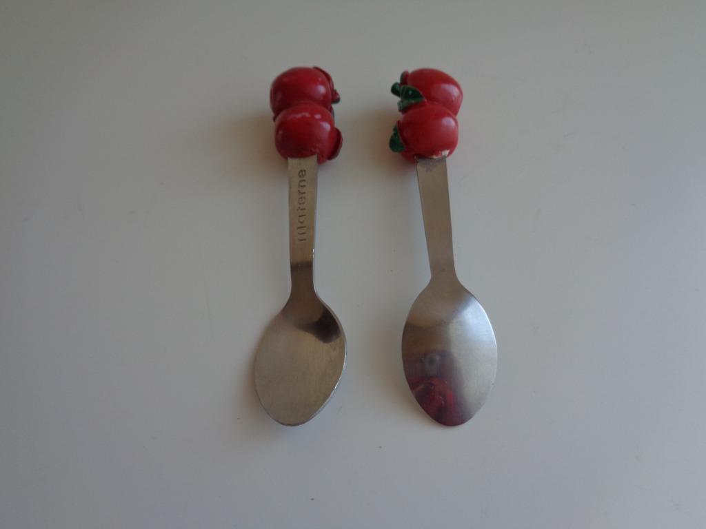 2 Petites cuillères Materne. Vintage., Antiquités & Art, Antiquités | Couverts, Enlèvement ou Envoi