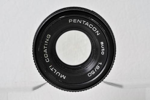 Pentacon 50mm 1.8 lens + lensdop, Audio, Tv en Foto, Fotocamera's Analoog, Gebruikt, Spiegelreflex, Ophalen of Verzenden