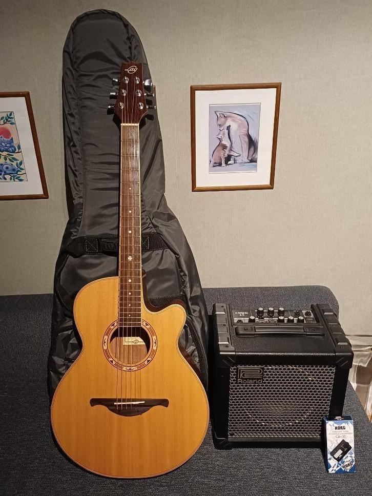 akoestische gitaar merk LAG met versterker, Muziek en Instrumenten, Snaarinstrumenten | Gitaren | Akoestisch, Zo goed als nieuw
