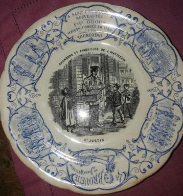 Antiek bord, porcelaine opaque de Gien beschikbaar voor biedingen