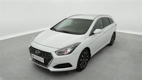 Hyundai i40 1.6 CRDi 136Cv Shine NAVI / CAMERA / ALU, Auto's, Hyundai, Bedrijf, Te koop, i40, Diesel, Break, 4 deurs, Wit, Stof