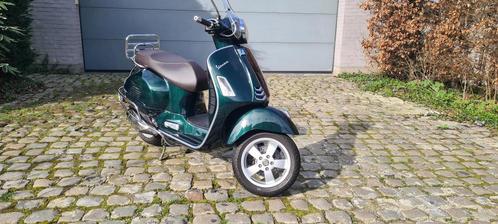 Vespa GTS 300 HP, Motos, Motos | Piaggio, Particulier, Scooter, Enlèvement