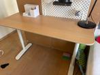 bureautafel, Ophalen, In hoogte verstelbaar, Zo goed als nieuw, Bureau
