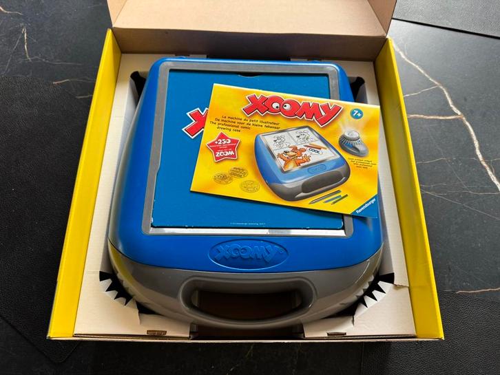 Draagbare Xoomy Maxi tekenmachine van Ravensburger + doos, Hobby en Vrije tijd, Tekenen, Zo goed als nieuw, Overige typen, Ophalen of Verzenden