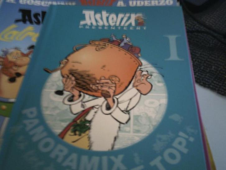Asterix strips, Boeken, Stripverhalen, Gelezen, Meerdere stripboeken, Ophalen of Verzenden