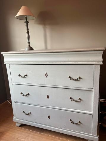 Commode ancienne, 3 ou 4 tiroirs, 100 à 150 cm, Enlèvement, Utilisé