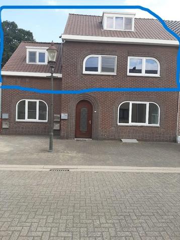 Zeer ruime duplex te huur (appartement op 1ste en 2de verdie beschikbaar voor biedingen