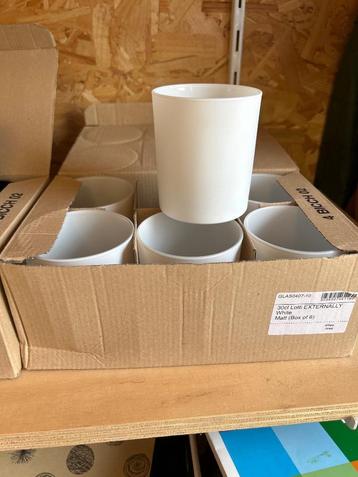 Kaars potten beschikbaar voor biedingen