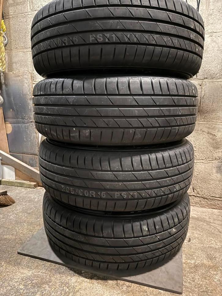 4 Pneu été Neuf   205/60 R16 92V. Dot 05/25, Auto-onderdelen, Banden en Velgen, Band(en), Zomerbanden, 16 inch, 205 mm, Personenwagen