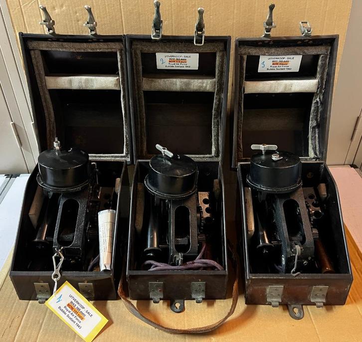 WO2 - RAF - Bubble Sextant in kist - 1943 - nr gelijk, Verzamelen, Militaria | Tweede Wereldoorlog, Luchtmacht, Overige typen