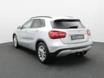 Mercedes-Benz GLA 180 + TREKHAAK + LED + SENSOREN + CAMERA +, Gebruikt, Zwart, 5 zetels, 5 deurs