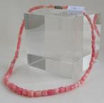 K7- koraal Ketting -Tulp- Licht Roze - 40 cm. eind jaren '70, Handtassen en Accessoires, Kettingen, Verzenden, Nieuw, Roze, Steen of Mineraal