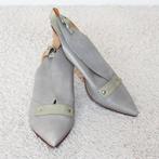 Escarpins en cuir Vintage Latitude FemmeS20(Taille 38½)€30,-, Gris, Escarpins, Comme neuf, Latitude Femme